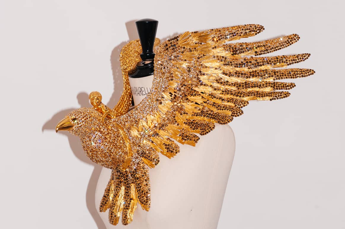 Collar de Alta Costura diseñado por Schiaparelli inspirándose en la película