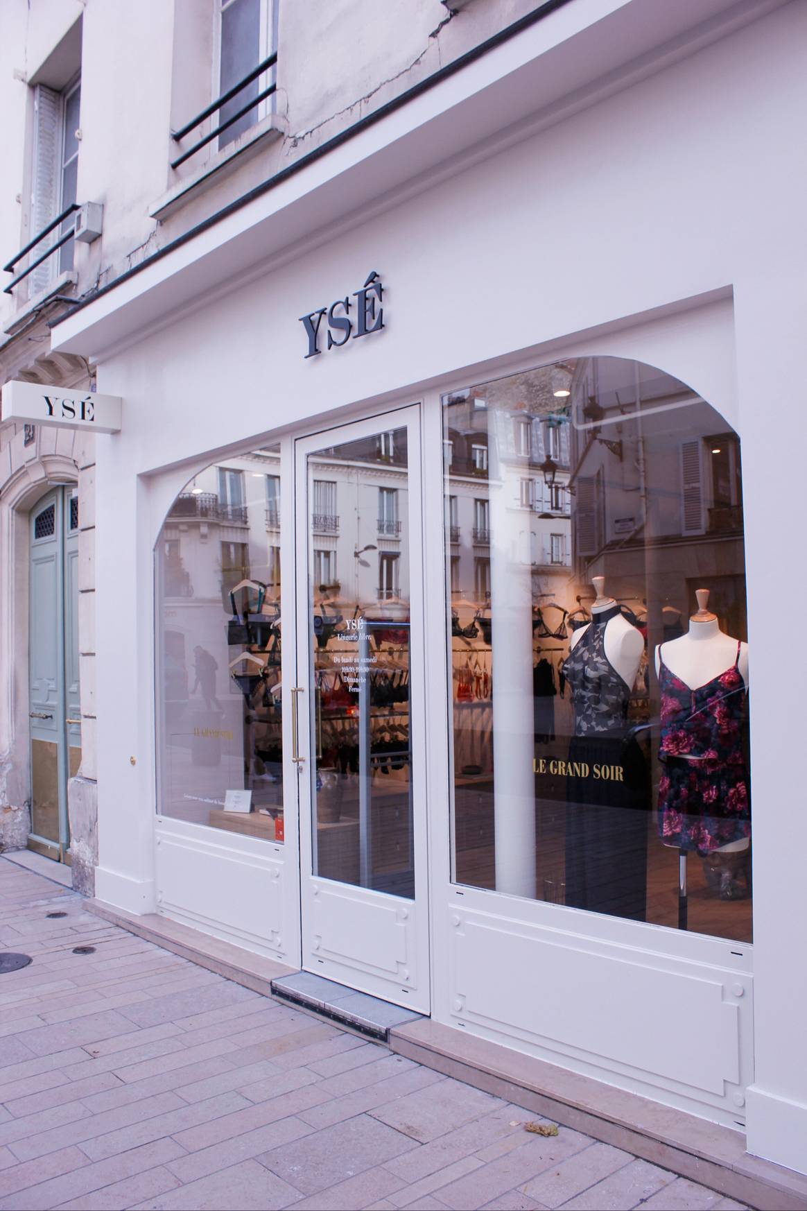 Ysé inaugure une boutique à Vincennes.