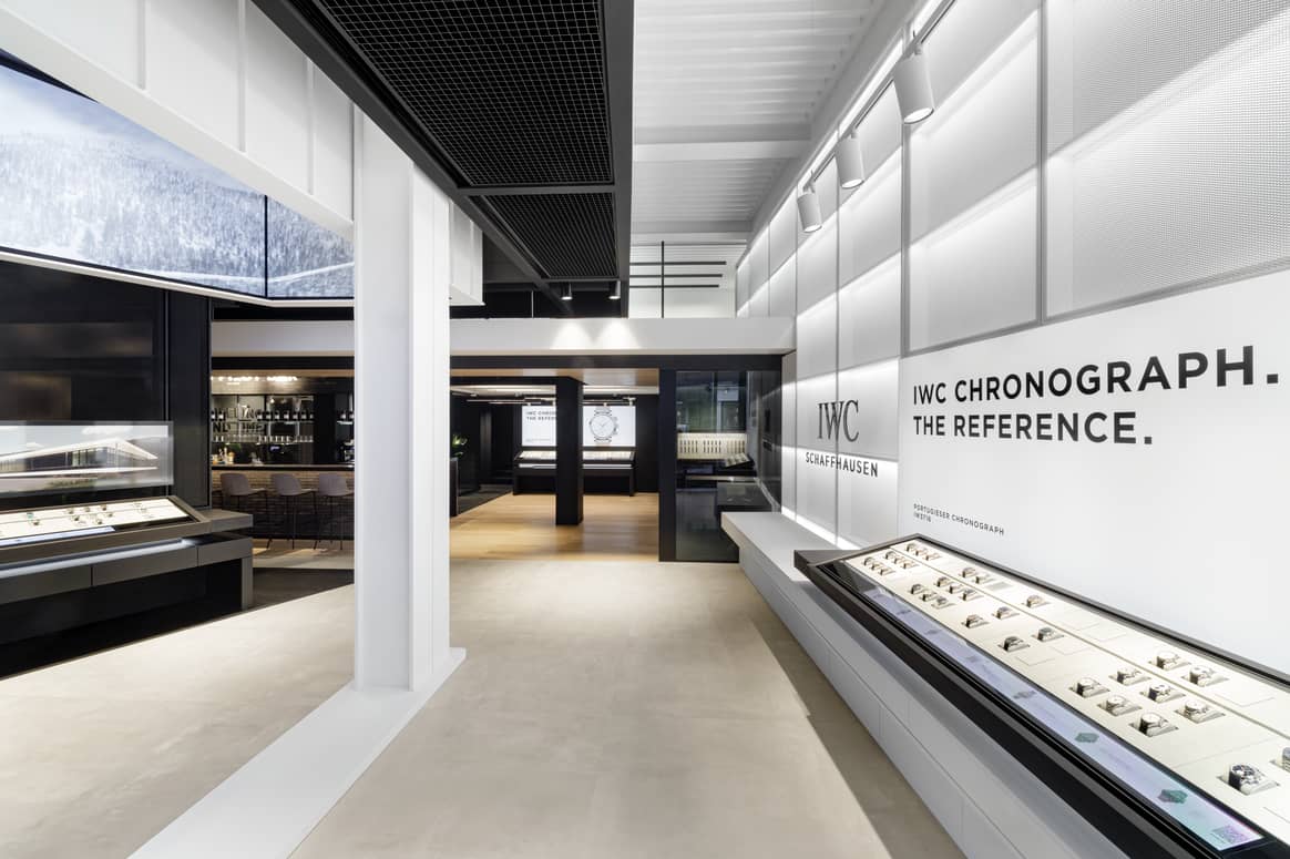 IWC Schaffhausen eröffnet seinen größten Store in Amsterdam.