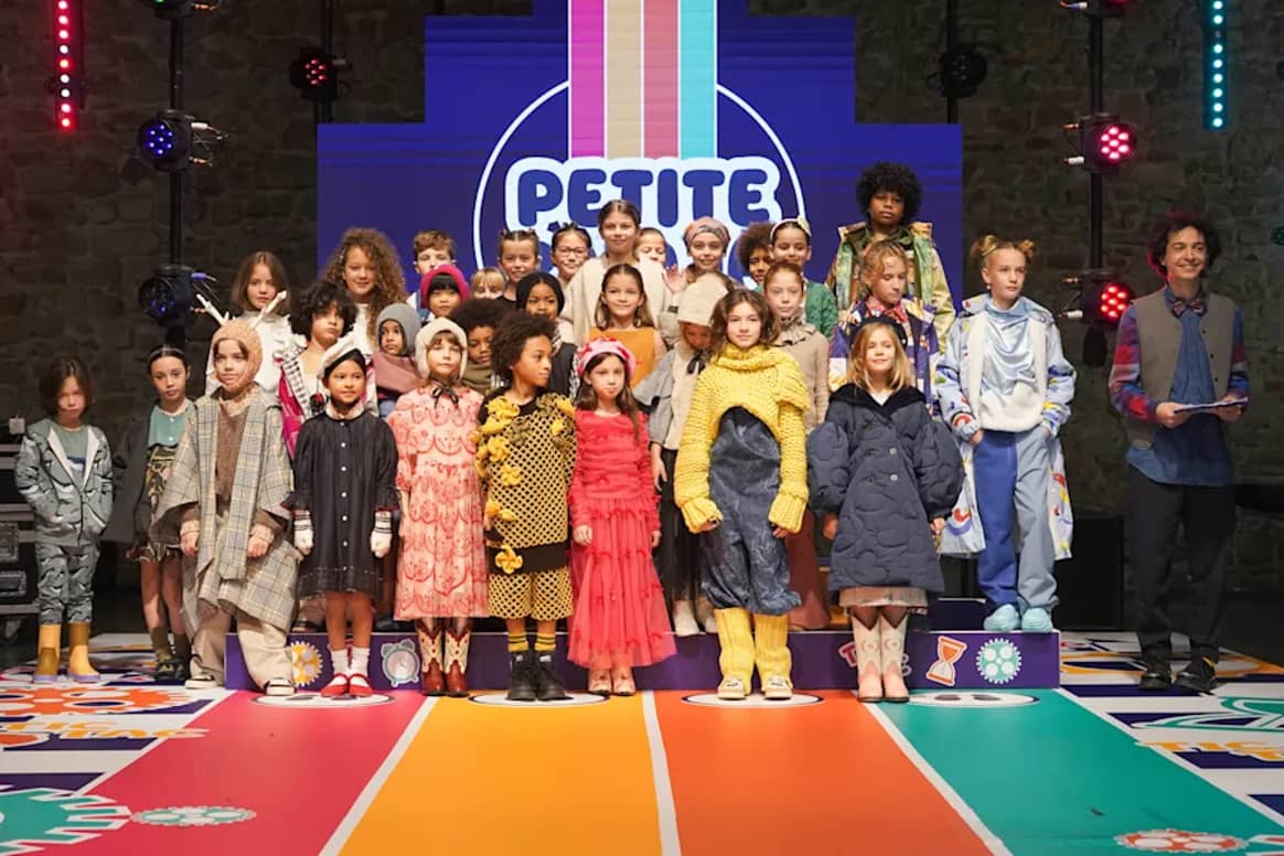 Desfile de moda Petite Parade en Pitti Bimbo