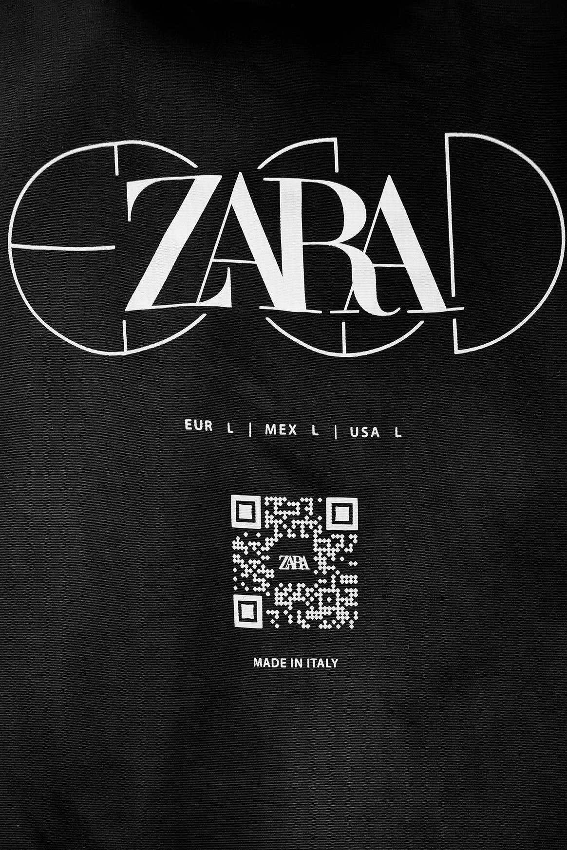 Chaqueta de Zara fabricada íntegramente en Loopamid, única integrante de la cápsula “Loopamid x Zara”.
