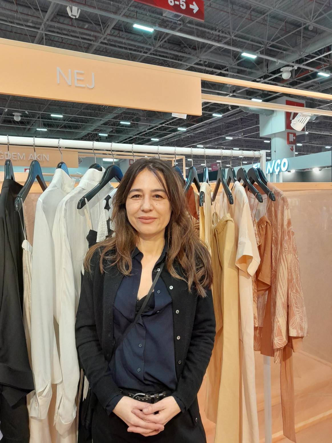 La stilista Nej Nejla Güvenç fondatrice del marchio Nej, presente a Ifco