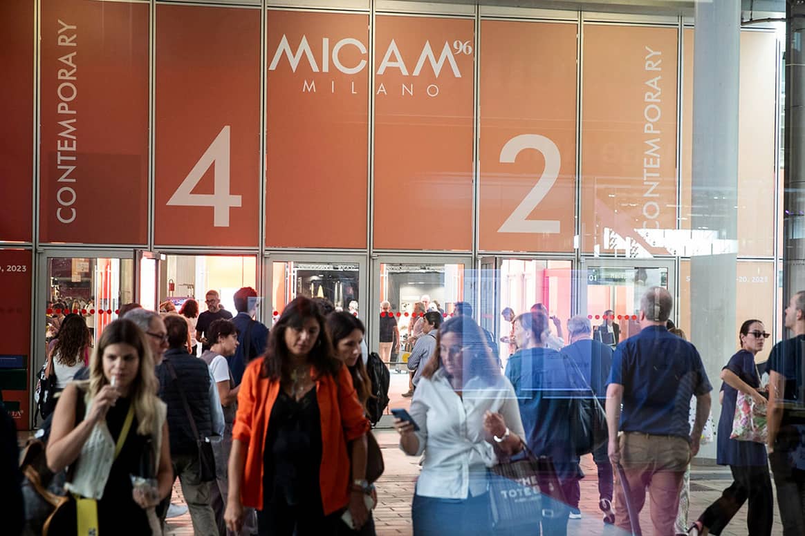 Interior del recinto ferial Fiera Milano, en Rho (Italia), durante las celebraciones de una edición de Micam Milano.