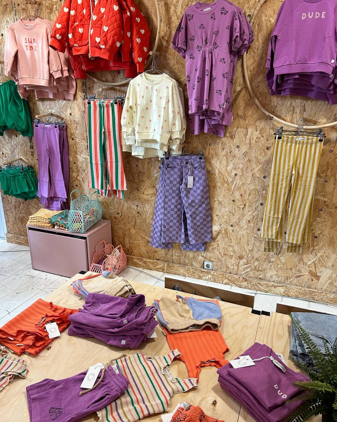 Tutte Belle verkoopt kleurrijke baby- en kinderkleding van
verschillende merken en sinds kort ook dameskleding.