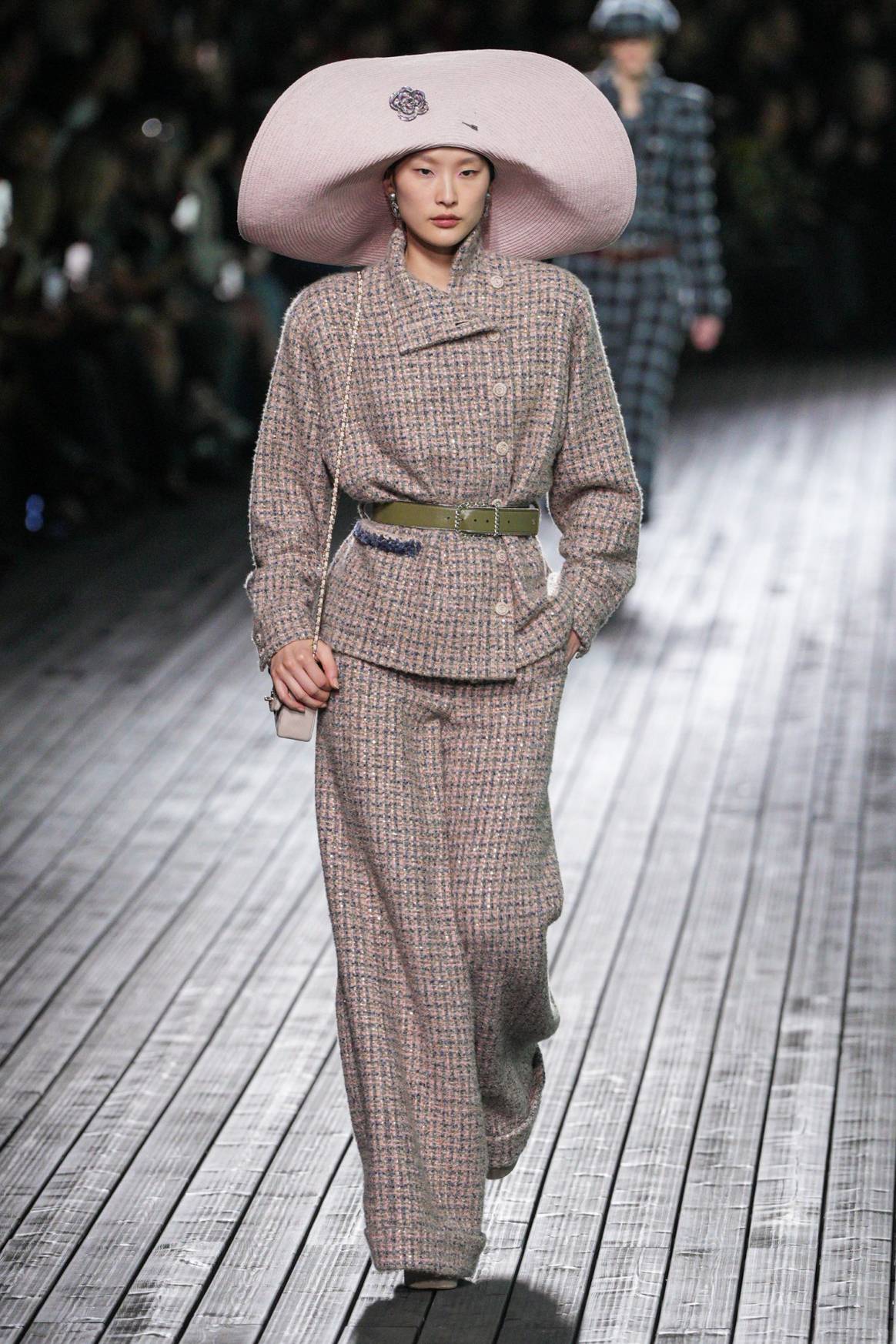 Chanel FW24/ Look 13