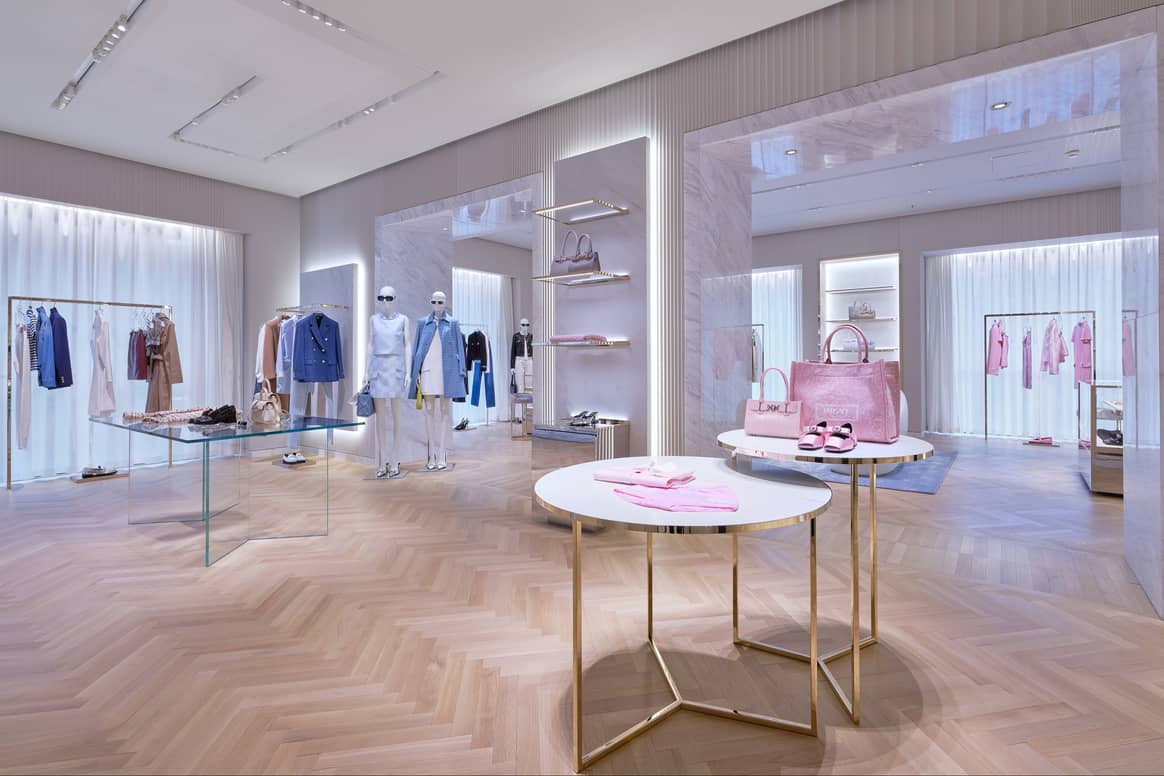 Womenswear im neuen Düsseldorfer Versace-Store