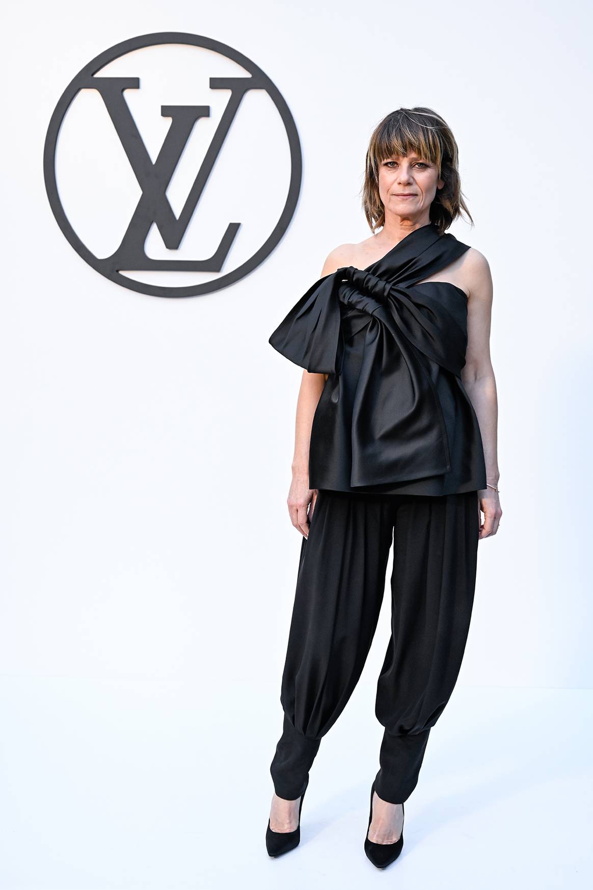Marina Fois, a su llegada al desfile de Louis Vuitton en Barcelona.