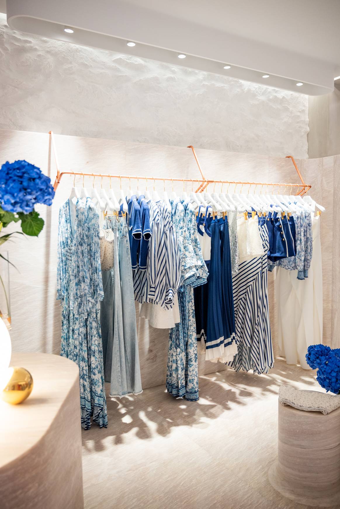 Alice + Olivia store in Mykonos