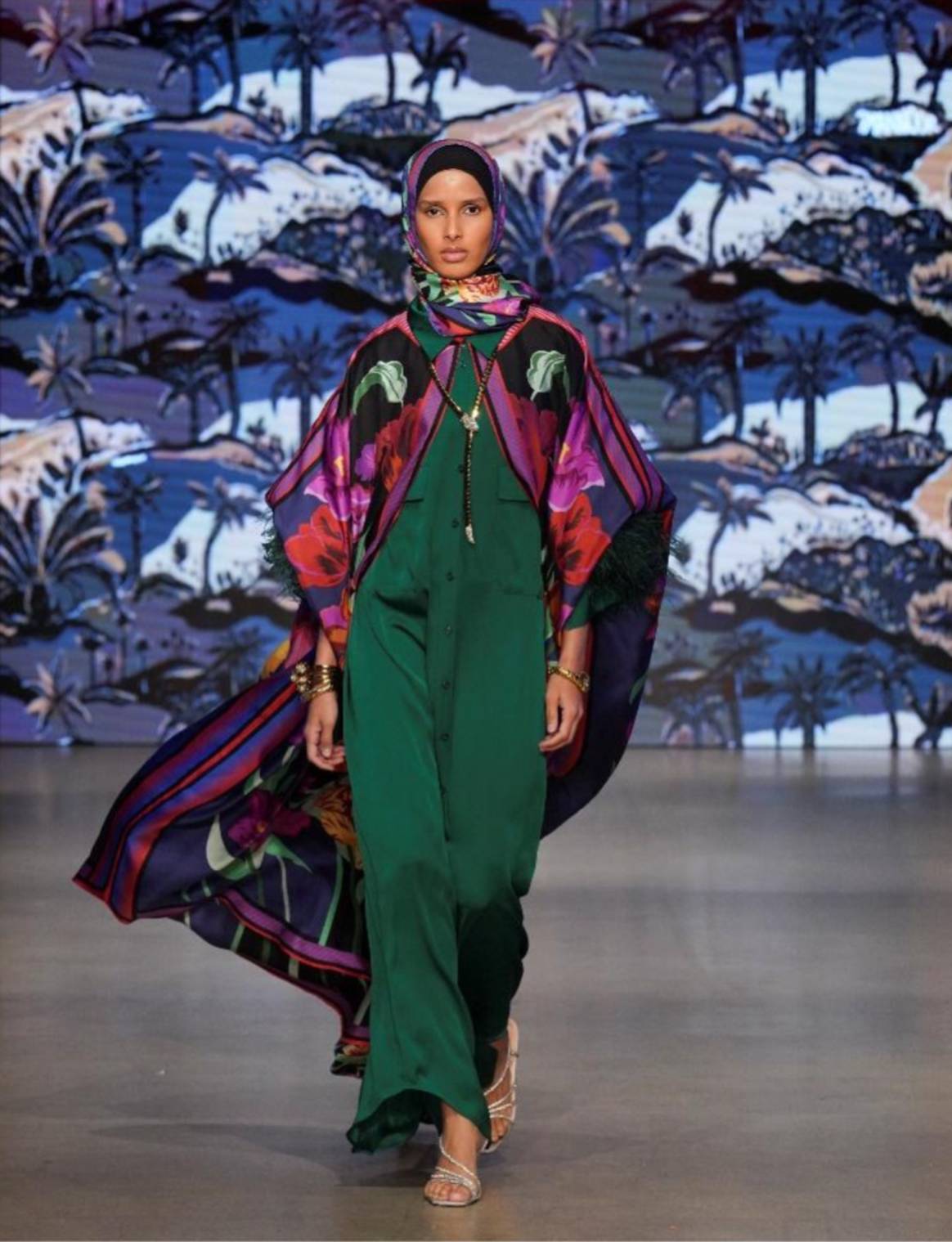 Rawdah Mohamed in a unique piece with contrasting colours by Imannoor.