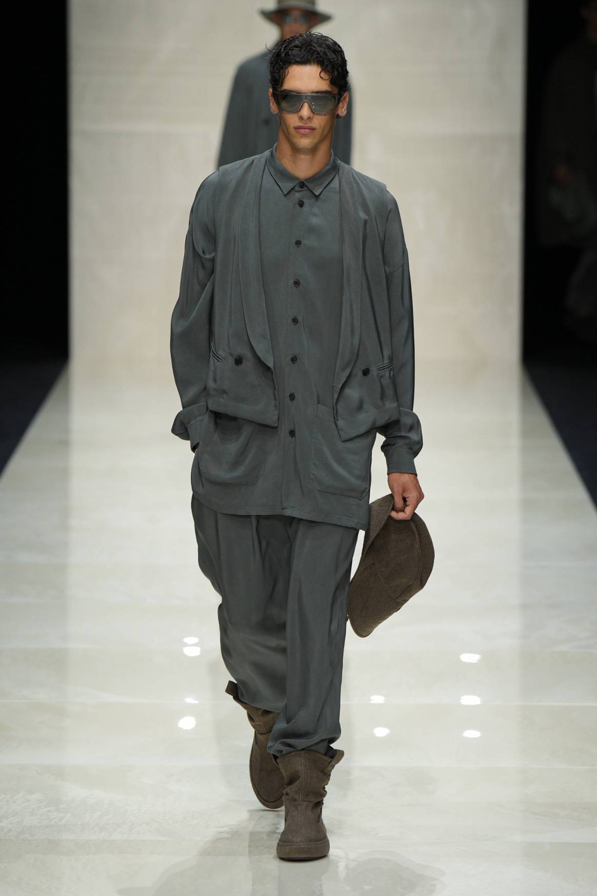 Giorgio Armani collection mode homme PE25.