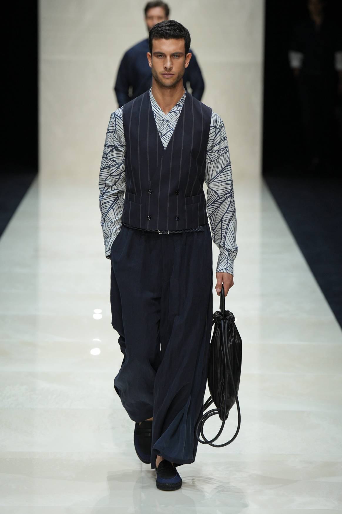 Giorgio Armani collection mode homme PE25.