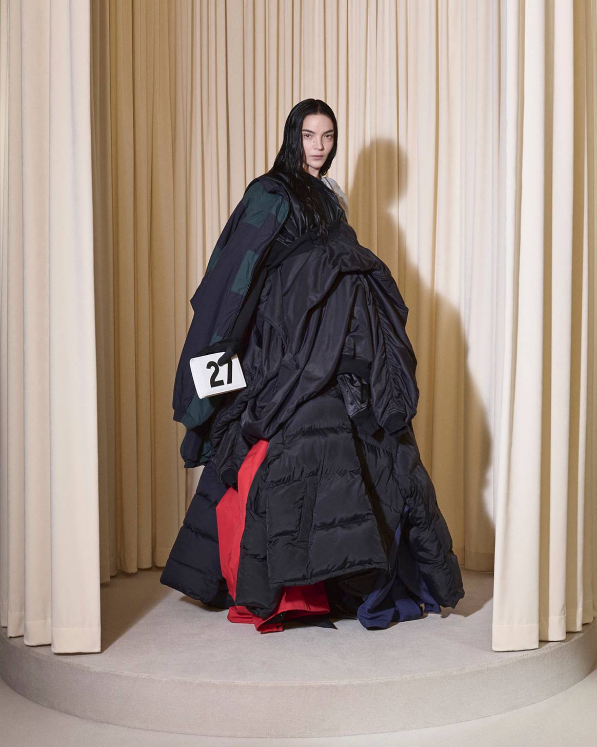 Balenciaga, 53ª colección de Alta Costura.