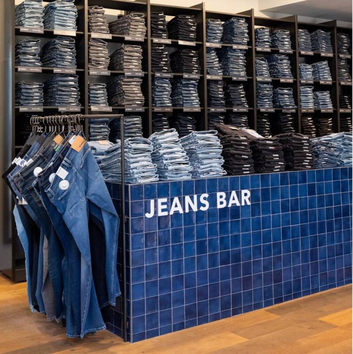 Credits: Jeans Centre