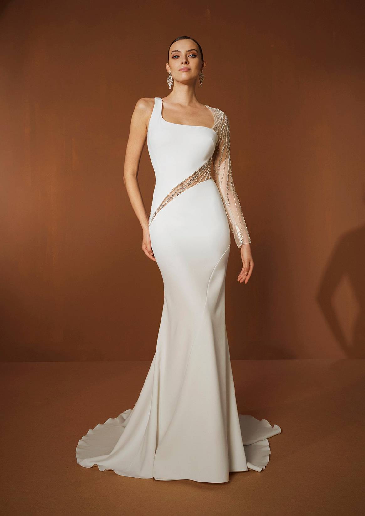 Elisabetta Franchi x Pronovias, diseño de vestido de novia.