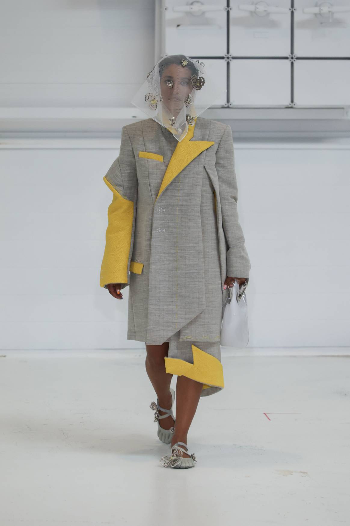 'Momentum' van Tess van Zalinge tijdens Amsterdam Fashion Week.