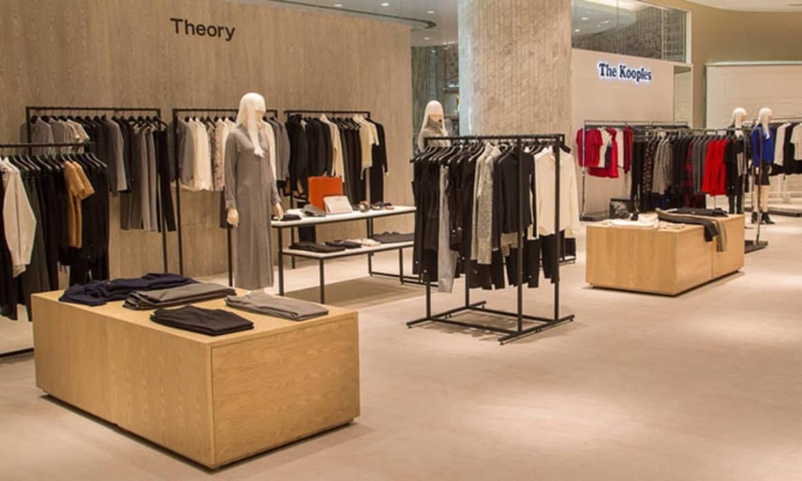 Los grandes distribuidores de moda tienen un aumento en sus ventas, pero el deterioro de la economía continúa
