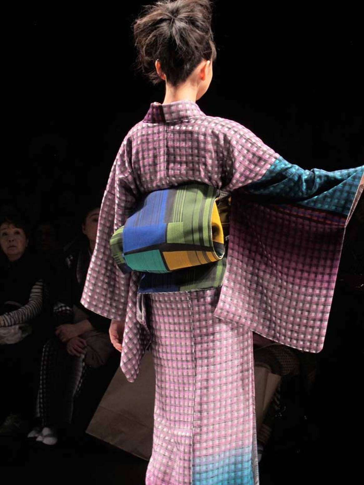 Japon: le kimono revu façon rock 'n' roll à la Fashion week