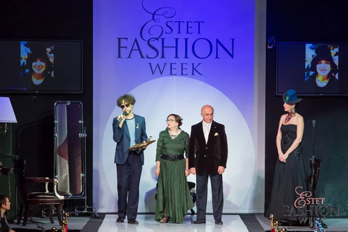 Показ "Ушедшие легенды российской fashion-индустрии" на Estet Fashion Week