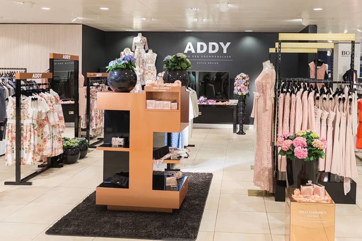 Modeavontuur van Addy van den Krommenacker gaat verder