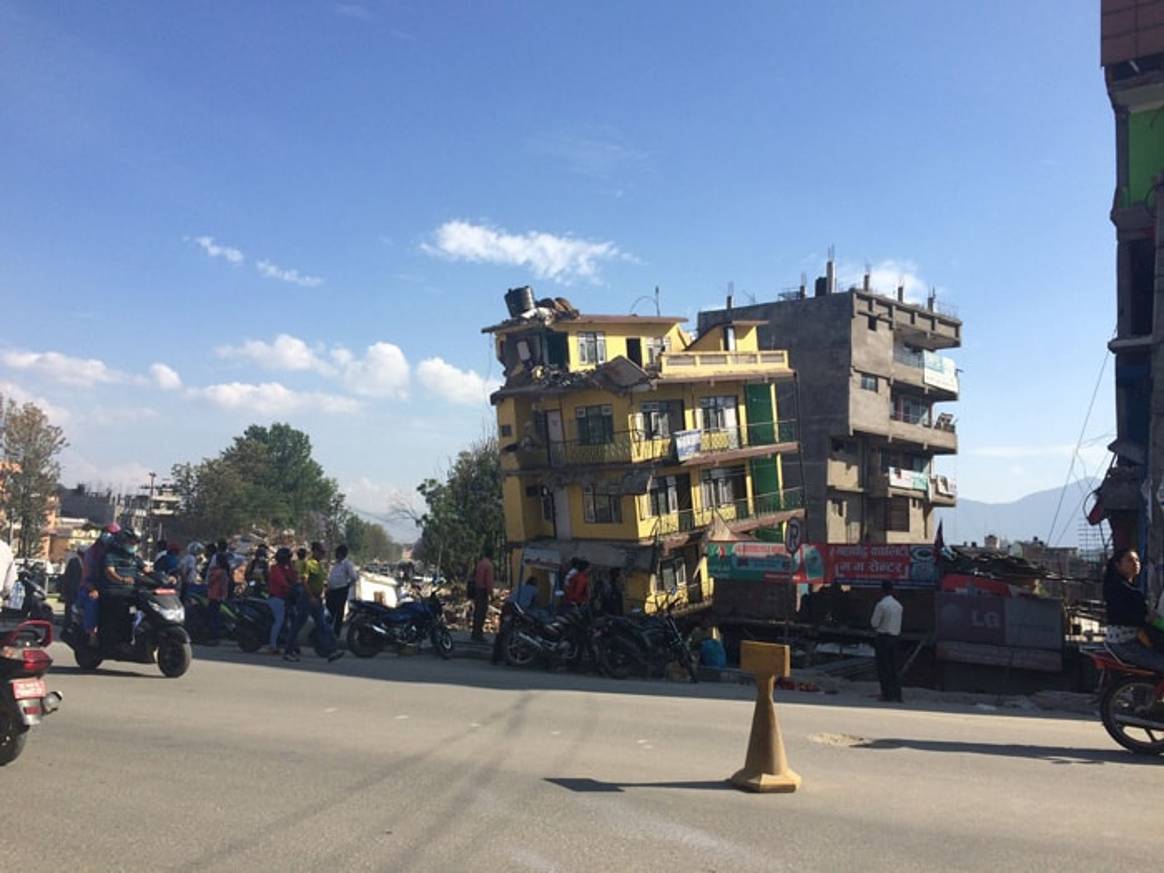 Studio Jux over Nepal: 'Nepalezen vinden hulp vragen moeilijk'