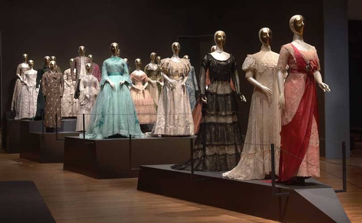 Modeausstellung "Catwalk" in Amsterdam: Das Rijksmuseum zeigt die Prunkstücke seiner Kostümsammlung