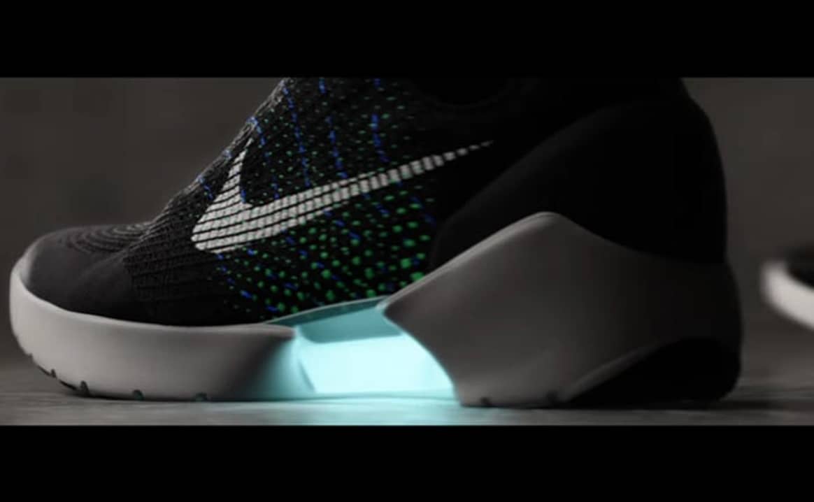 Nike pondrá a la venta a fin de año las zapatillas que se atan solas