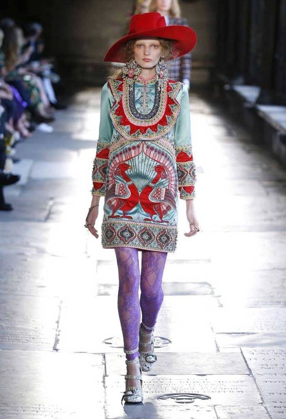In Beeld: Gucci cruise show in Westminster Abbey