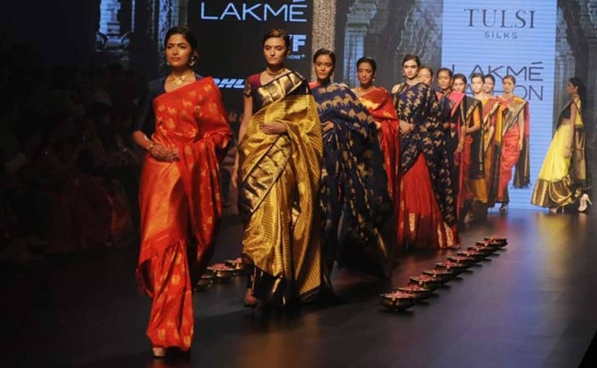 This is what Mumbai makes on Lakme Fashion Week