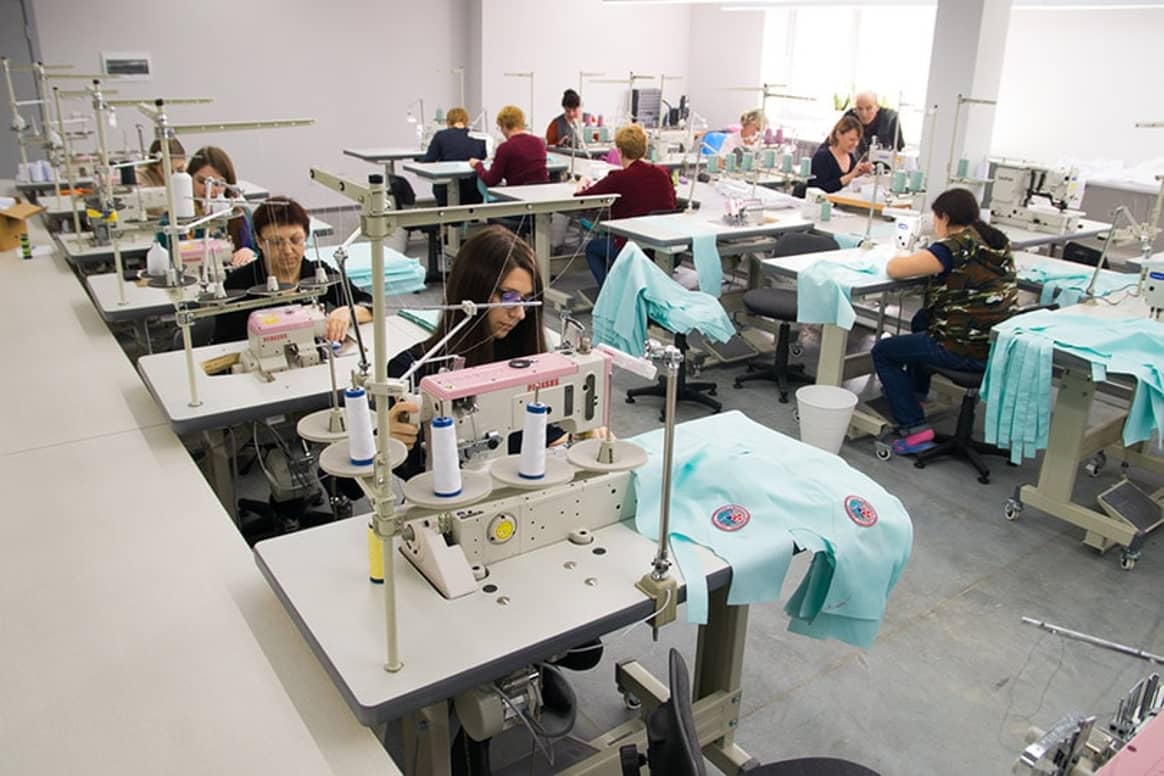 В Екатеринбурге открылась инновационная фабрика по производству спортивной одежды