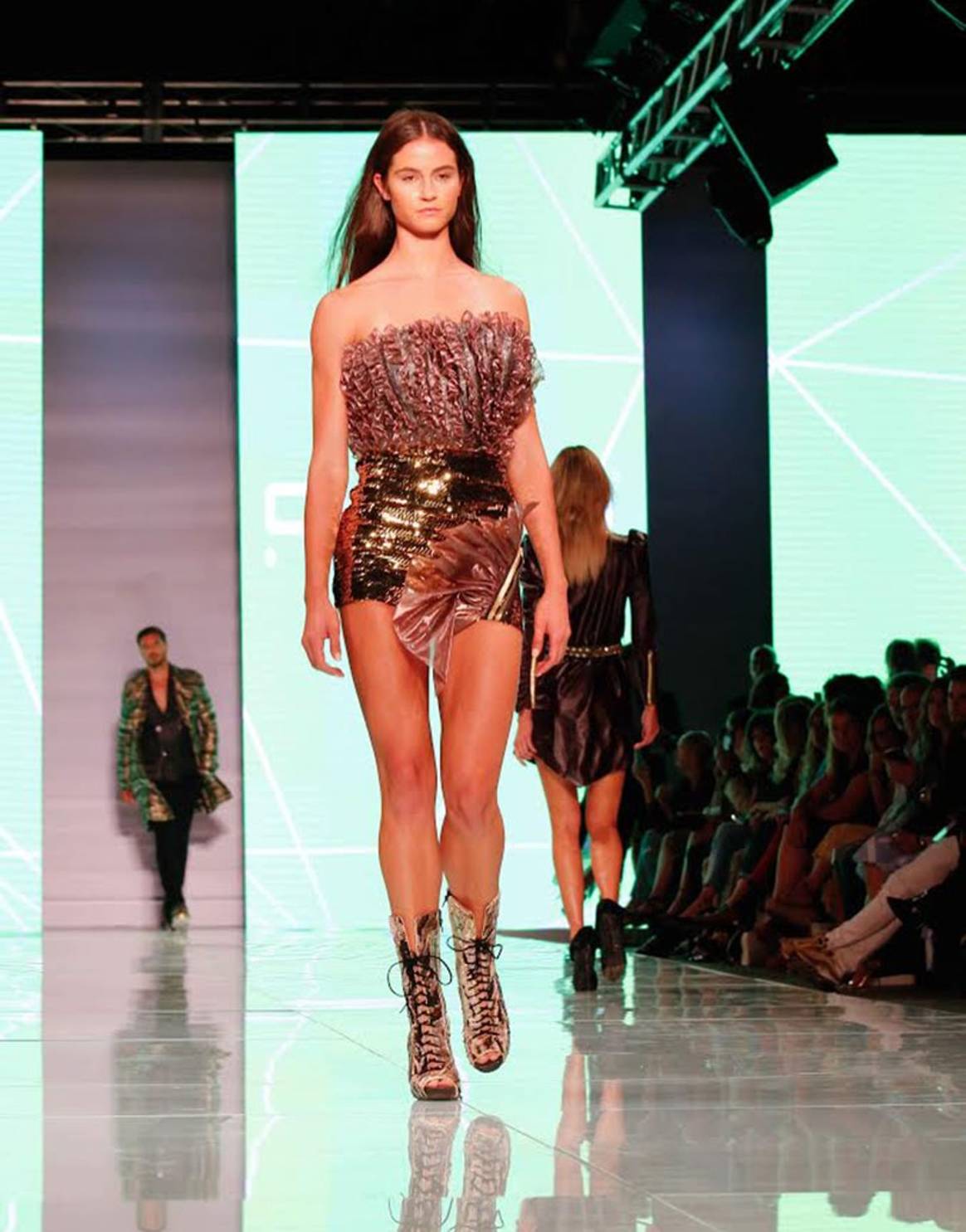 Custo Barcelona desfila en la la Miami Fashion Week