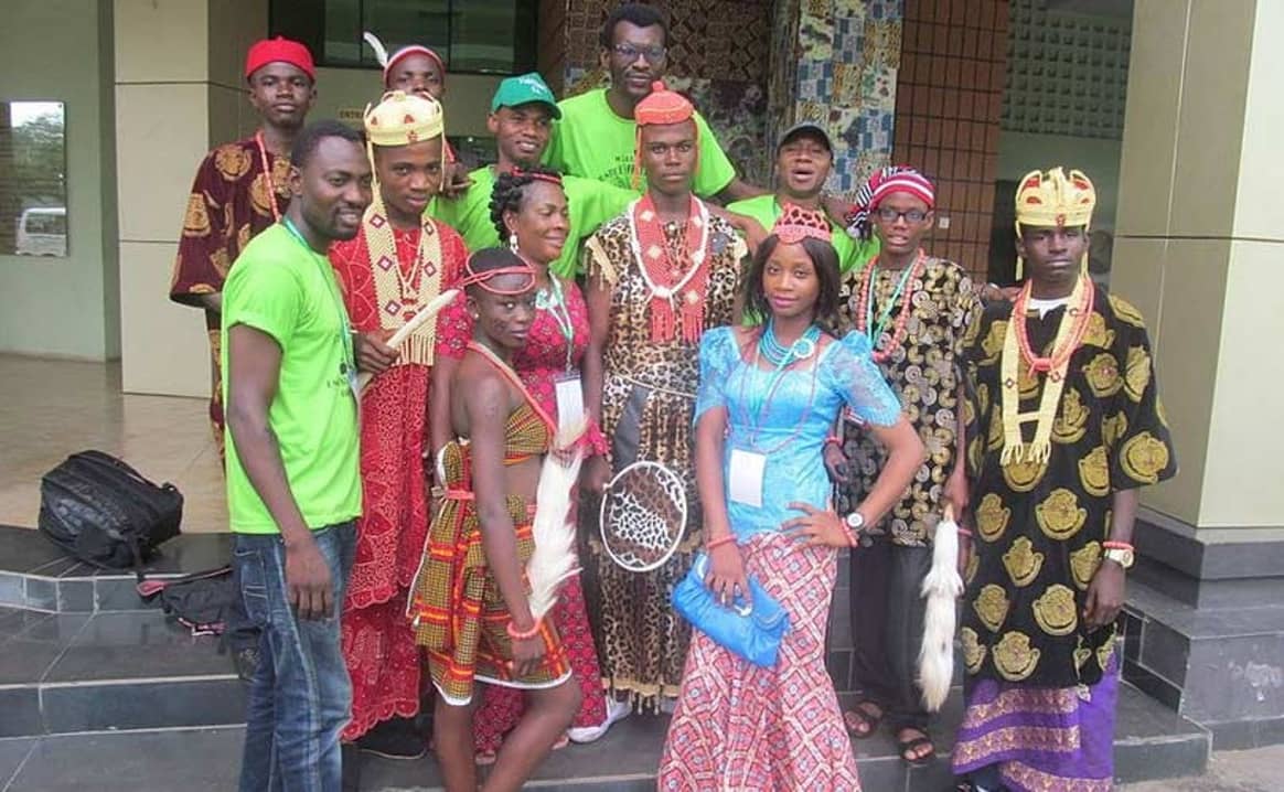 Traditionelle Kleidung mischt Afrikas Modemetropole auf