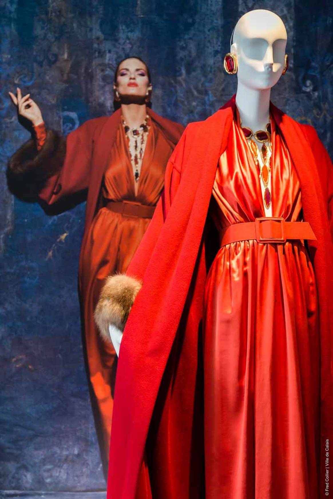 In Beeld: Hubert de Givenchy’s gelijknamige tentoonstelling