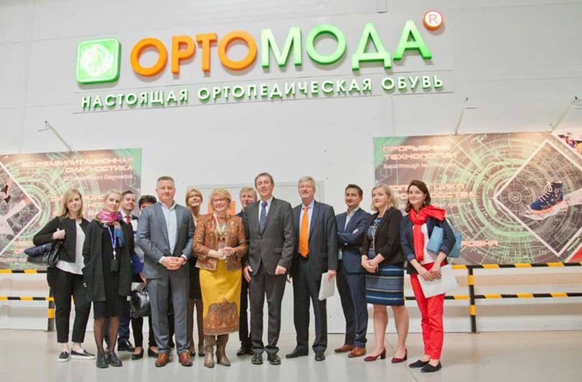Инновации фабрики "Ортомода" изучила делегация Всемирного банка