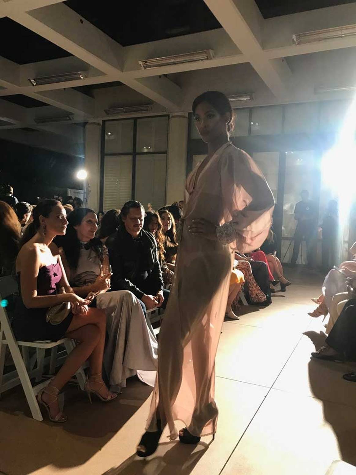 Si Mee adds a splash of 'Island Style' at OC Fashion Week