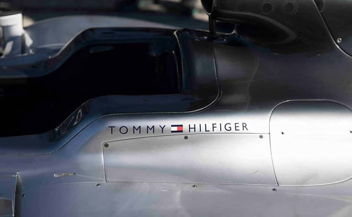 Tommy Hilfiger стал спонсором команды "Формулы 1"