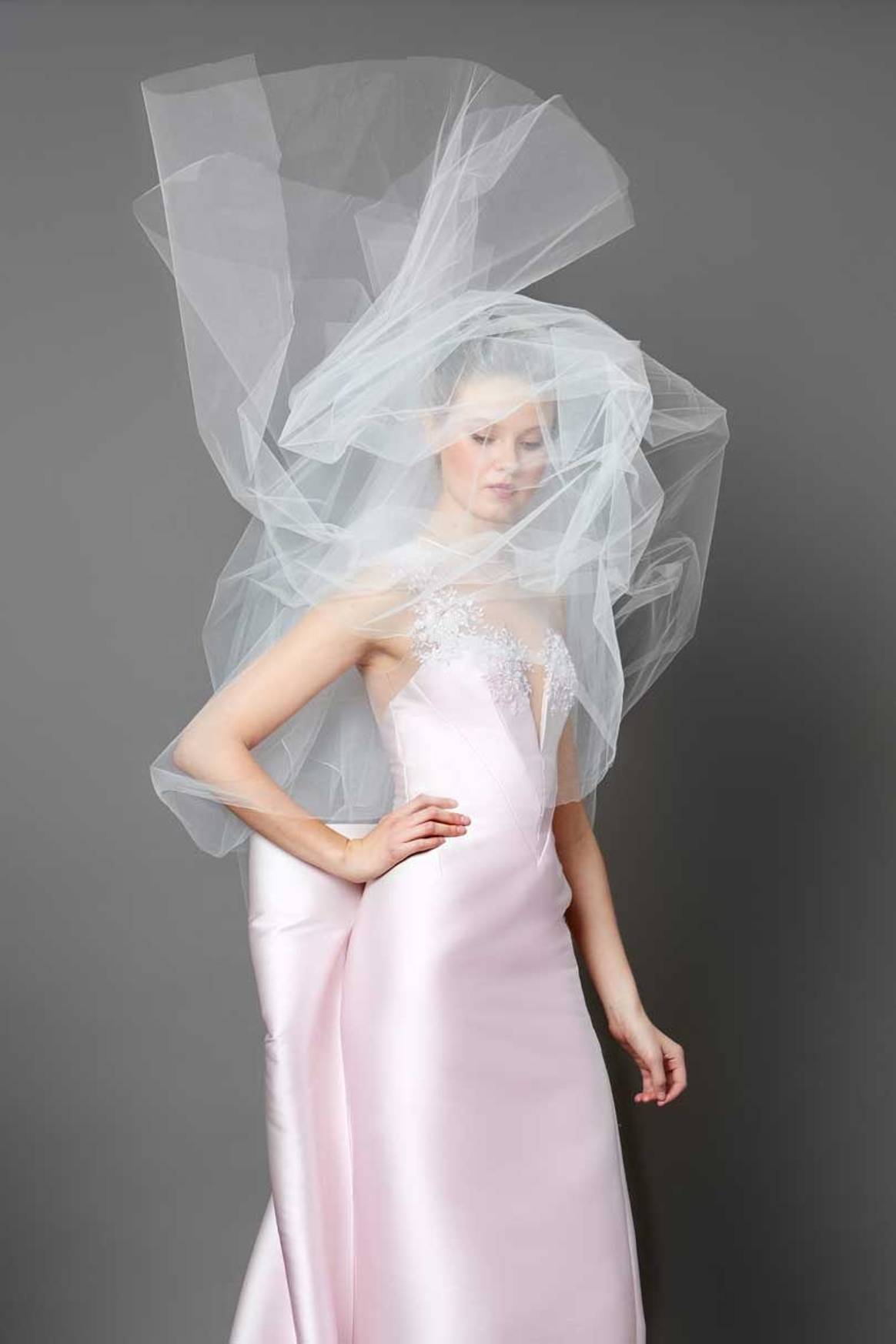 Gustavo Cadile, el diseñador especializado en novias que brilla en Nueva York