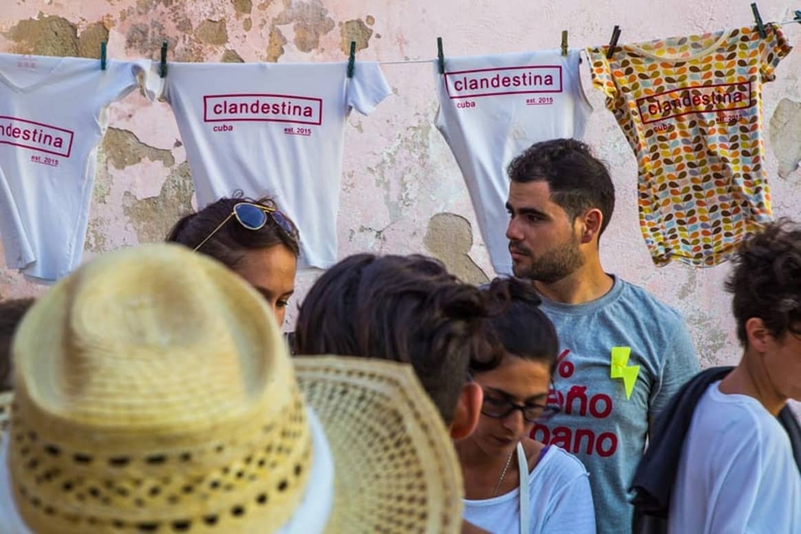 A pesar de los obstáculos, la primera tienda de ropa online de Cuba continúa creciendo