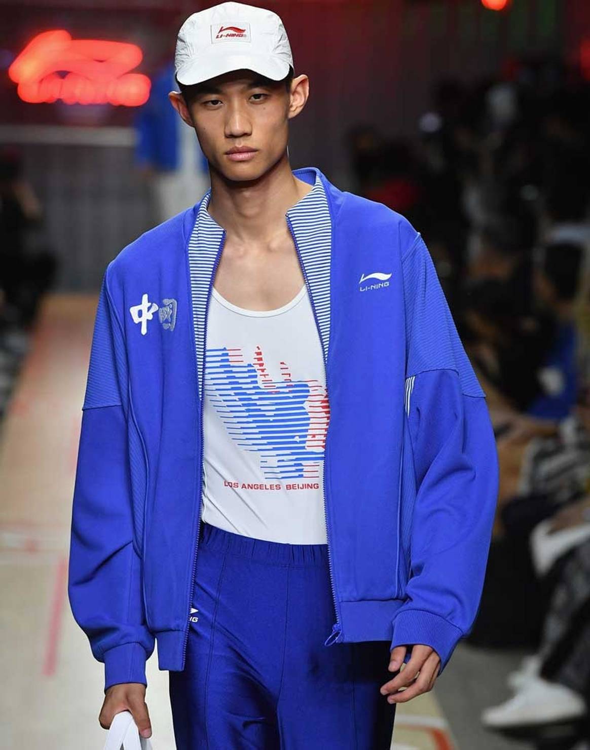 中国运动品牌李宁在巴黎时尚周初试啼声