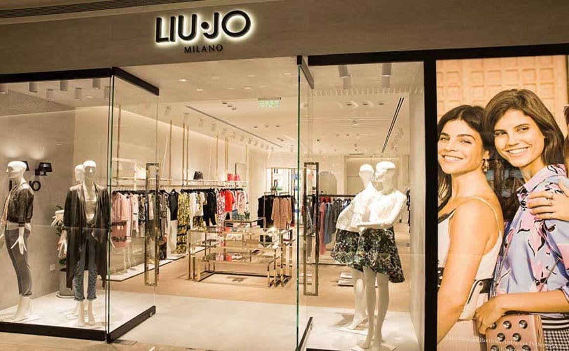 Liu Jo brings home Uomo brand and rehearses for Milan fashion week
