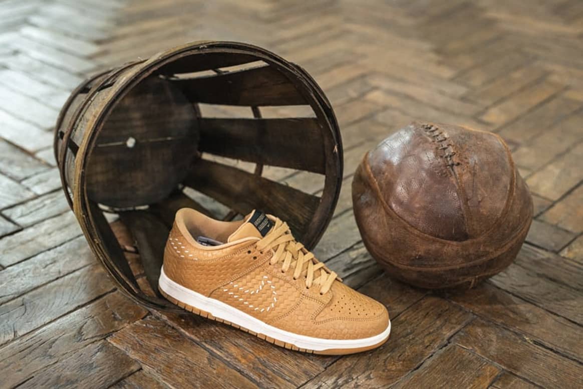 Nike rend hommage au basket avec deux nouvelles paires de Dunks