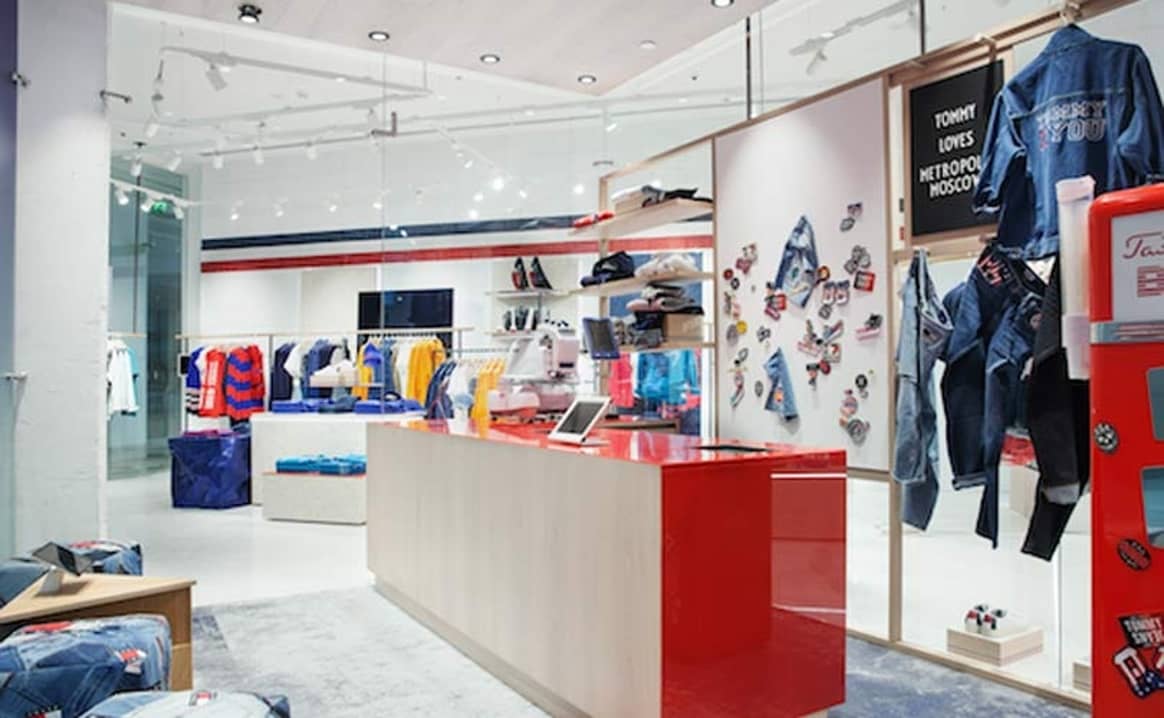 Tommy Hilfiger запустил первый магазин будущего Tommy Jeans