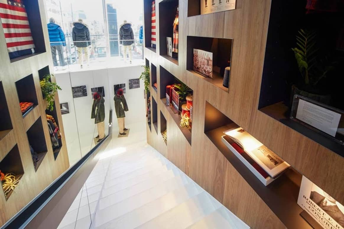 Zien: Woolrich opent flagshipwinkel in Aoyama , Japan