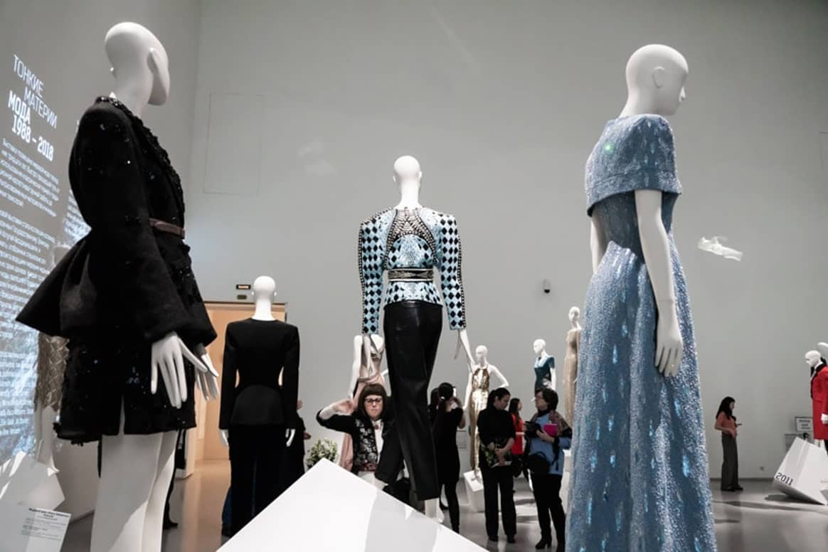 В Эрмитаже открылась выставка мировой моды последних 30 лет