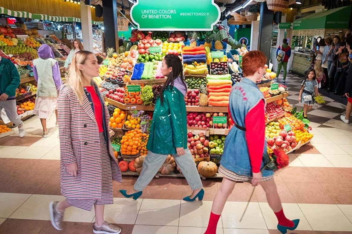 Ярко и сочно: на фруктовом рынке Москвы прошел первый показ Benetton в России