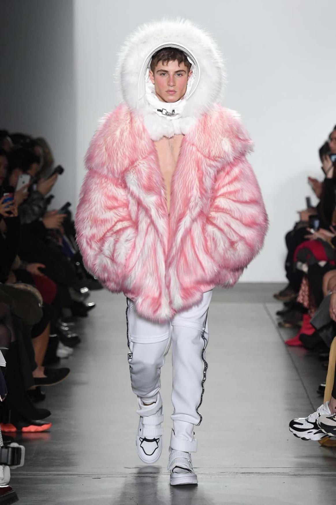 Chenpeng goes for e-commerce appeal at New York Fashion Week