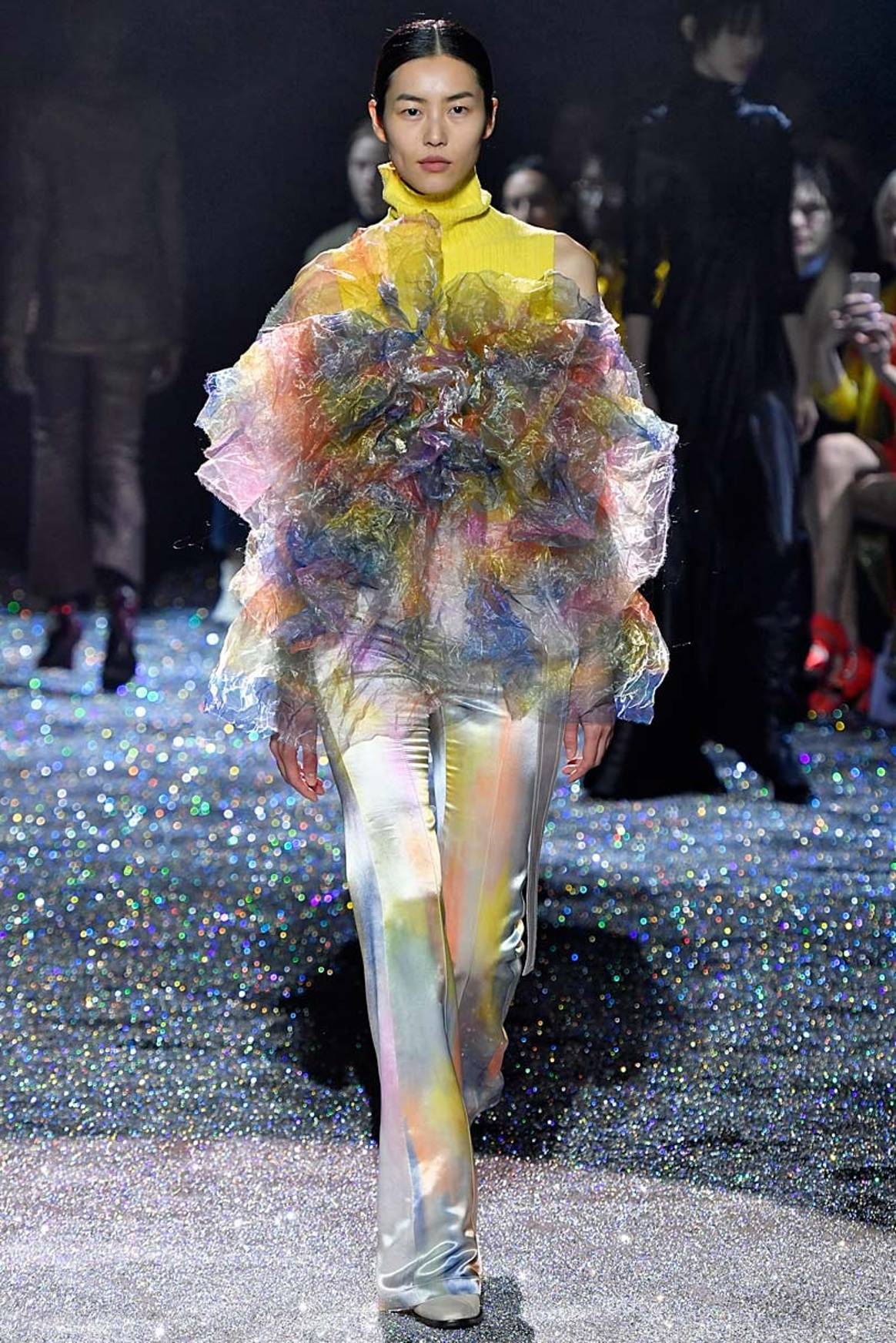 La Fashion Week annonce un automne chaud et multicolore