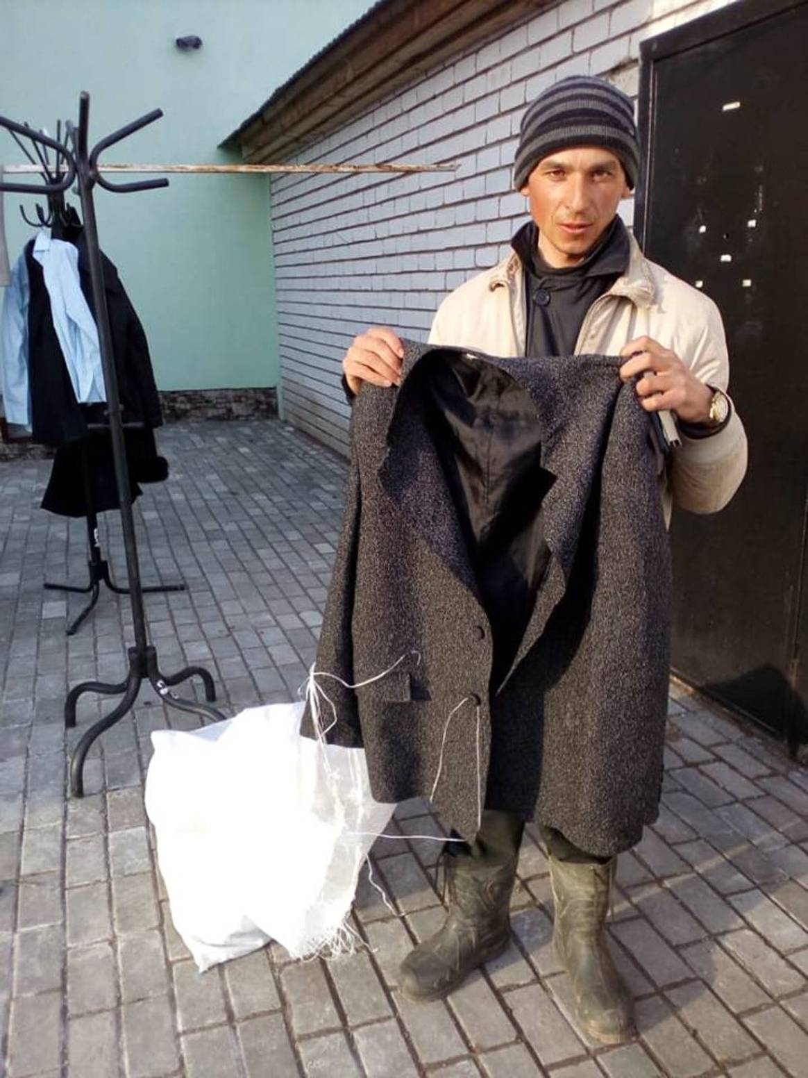 В татарских селах состоялись первые благотоворительные выдачи одежды