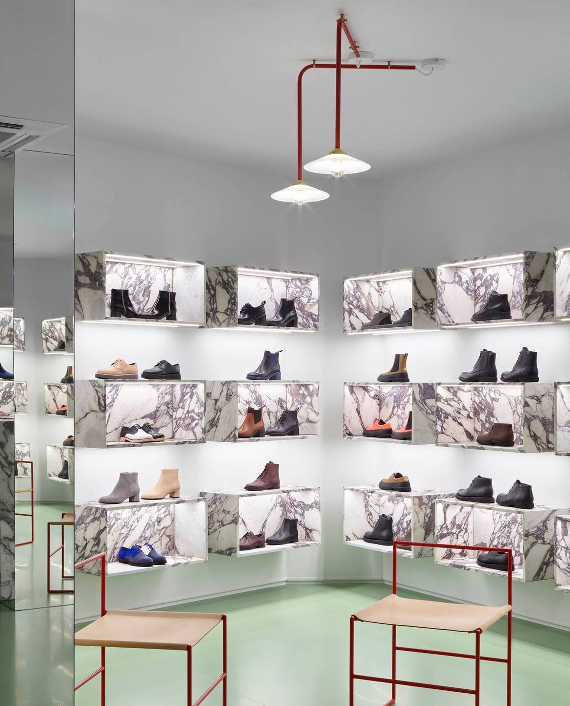 Camper strikt Muller van Severen voor nieuw winkelinterieur Antwerpse store