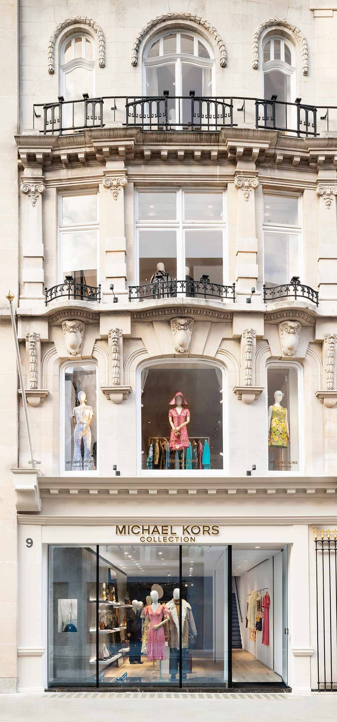En images : Michael Kors ouvre une boutique sur Old Bond Street