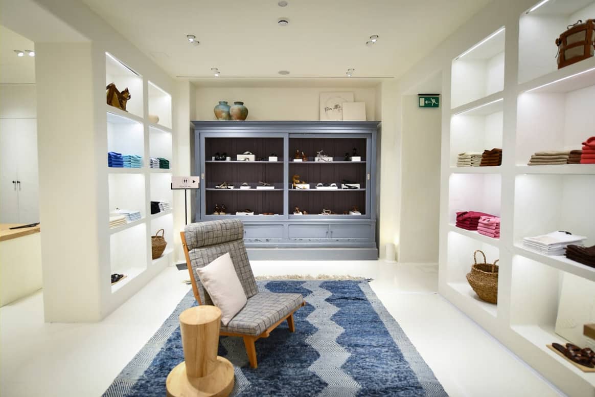 Massimo Dutti inaugure sa première boutique à Ibiza